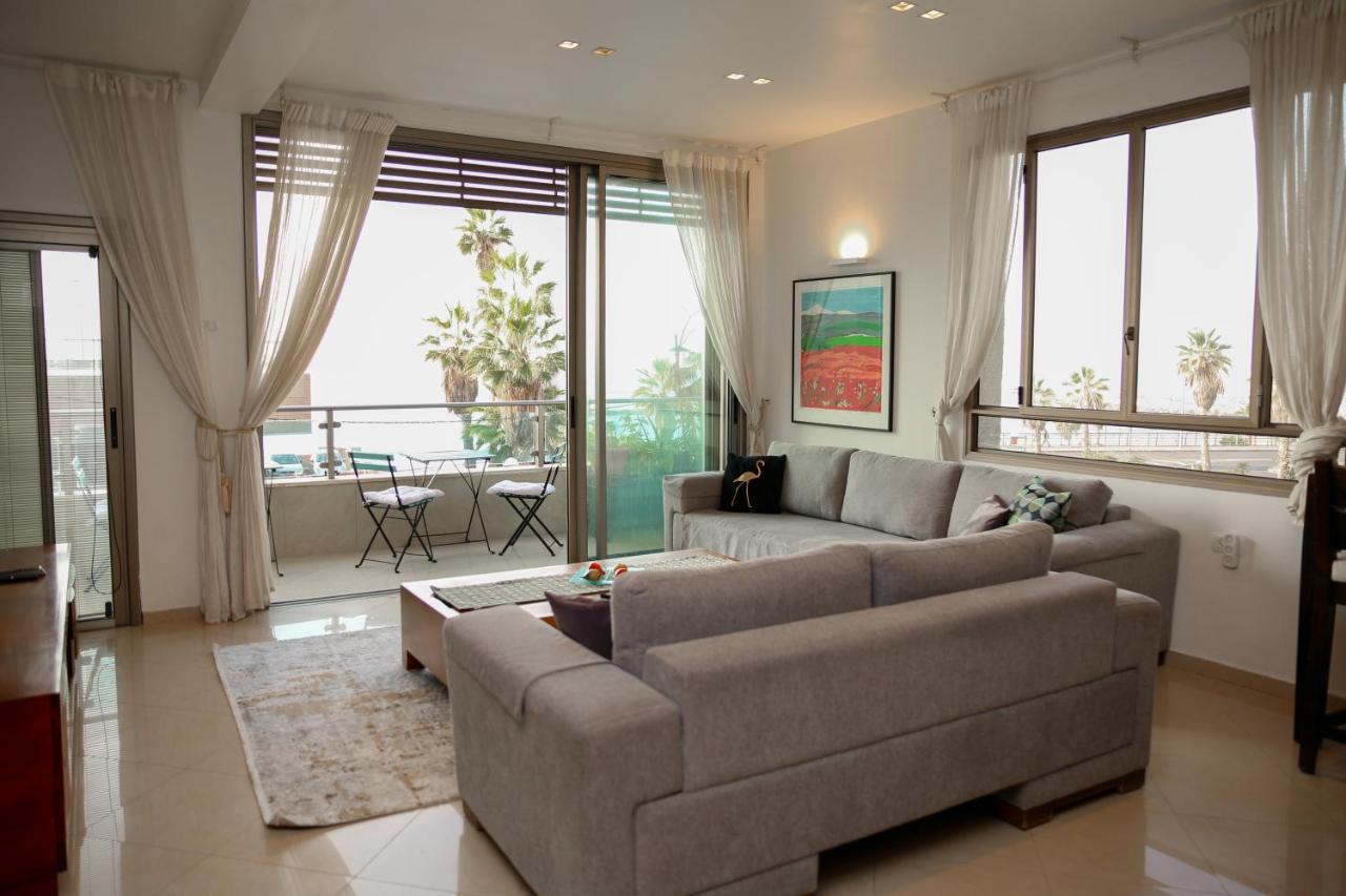 Apartment Sea View Prime Location On The