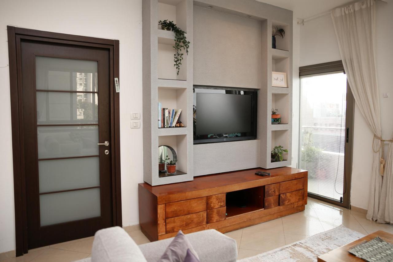 Sea View Prime Location On The Tel Aviv